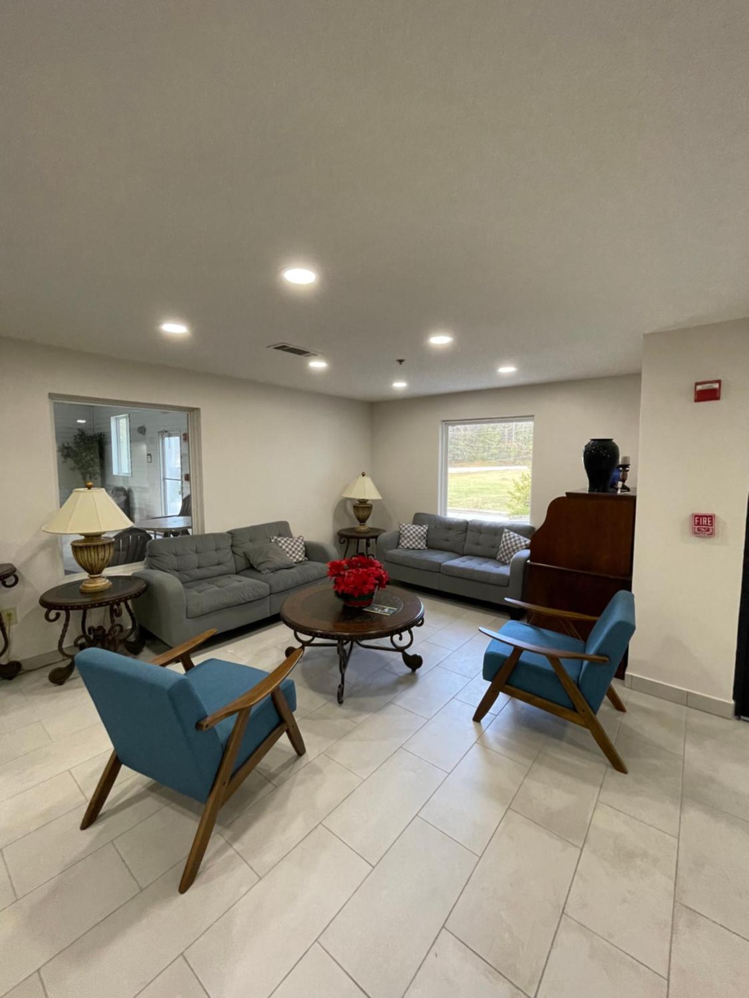 Clarion Pointe-Dillard Near Blue Ridge Mountains Hotel Exterior foto